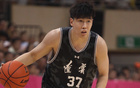遼寧105-71勝新疆，全運會球員表現(xiàn)：4人滿分，5人中規(guī)中矩，3人表現(xiàn)不佳。