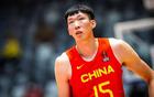 中國男籃集訓(xùn)名單公布，周琦胡明軒領(lǐng)銜，繼偉阿旺落選，晚9點(diǎn)見。