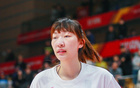 中國(guó)女籃熱身賽名單：韓旭領(lǐng)隊(duì)，張子宇入選，小寶、李夢(mèng)缺席。